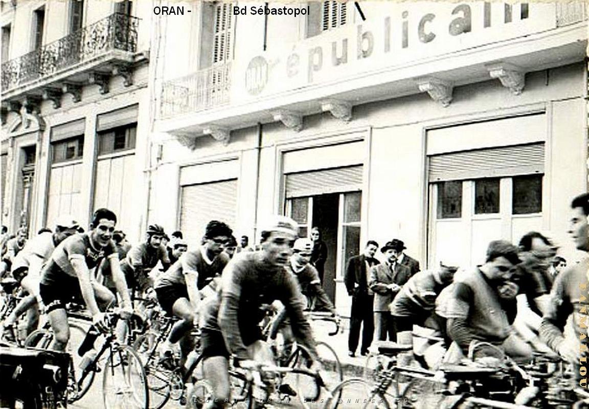 PM k- 022- Place et Bd Sebastopol.jpg
